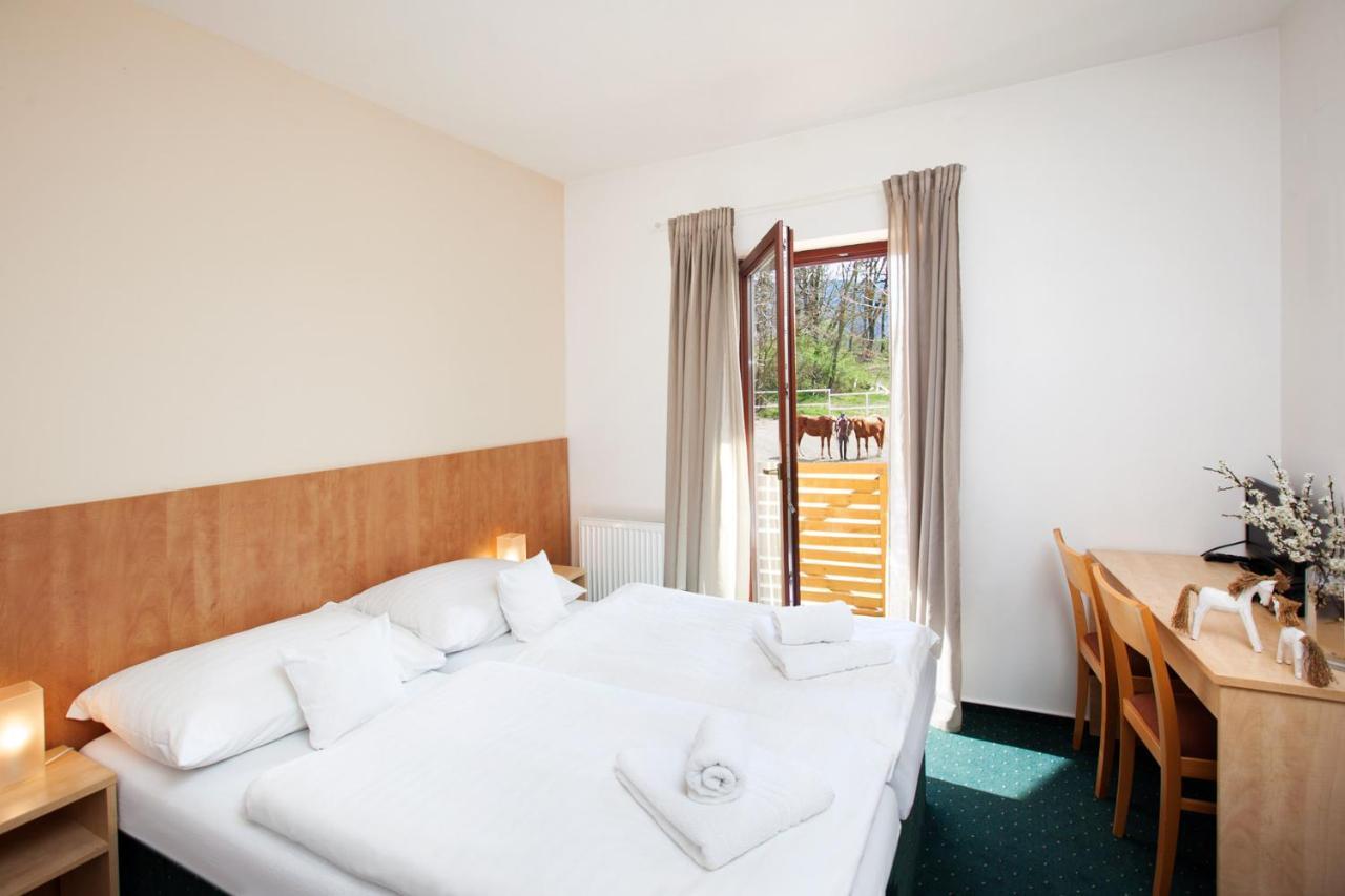 Hotel Panska Licha เบอร์โน ภายนอก รูปภาพ